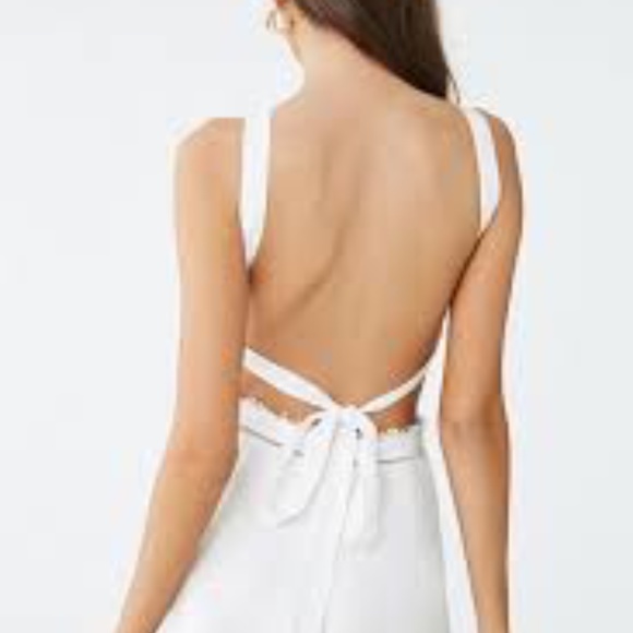 NWT Floral Embroidered Halter Romper - Picture 4 of 5